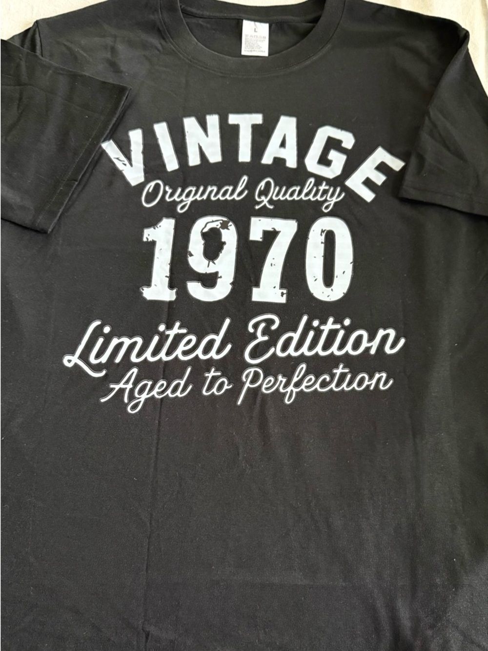 NWOT “Vintage 1970 Limited Edition” Black Graphic T-Shirt Size 2X - Picture 2 of 4
